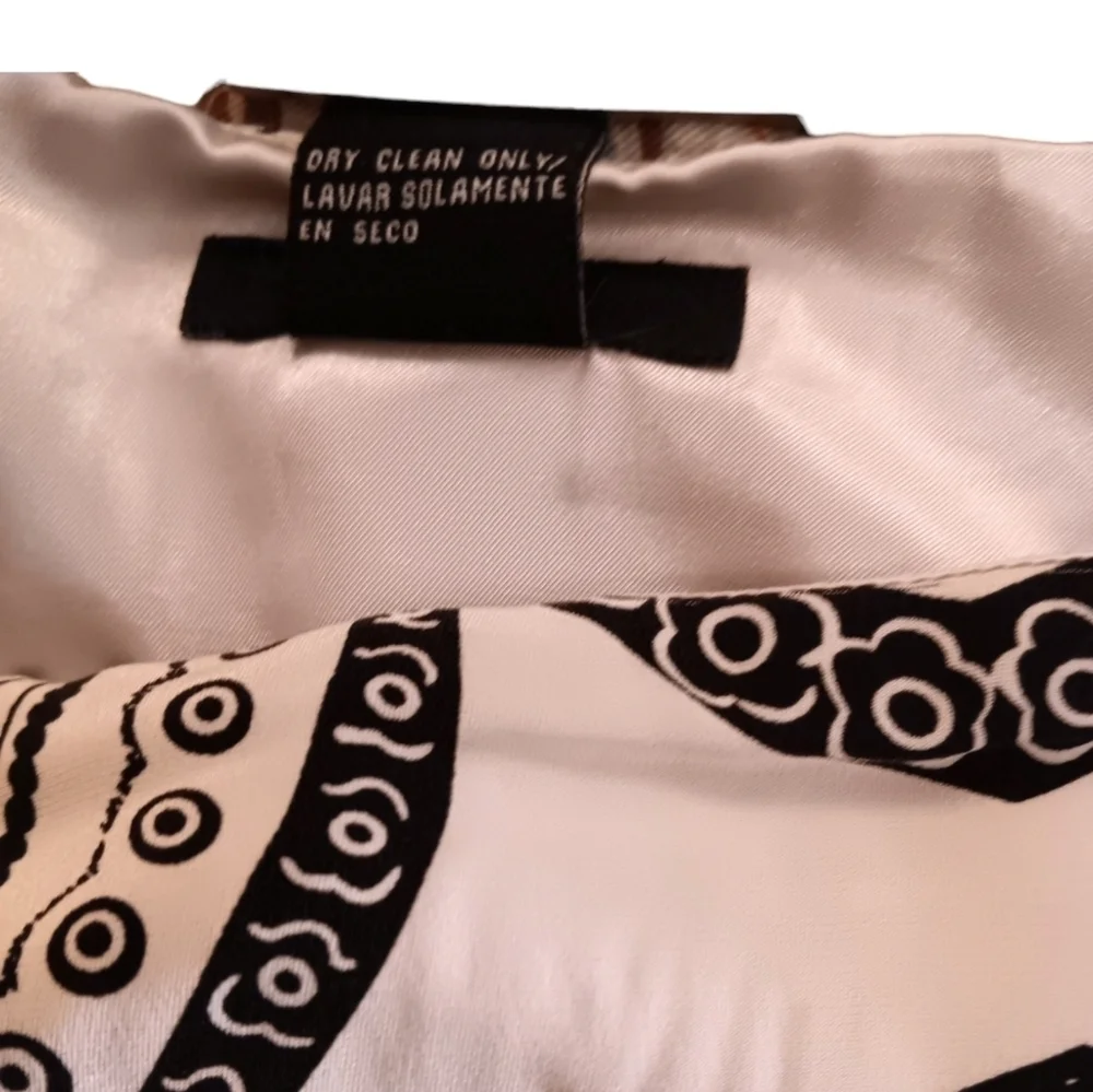 Silk Skirt Lined, Large Print, Navy & White, Size 8 - Picture 4 of 6